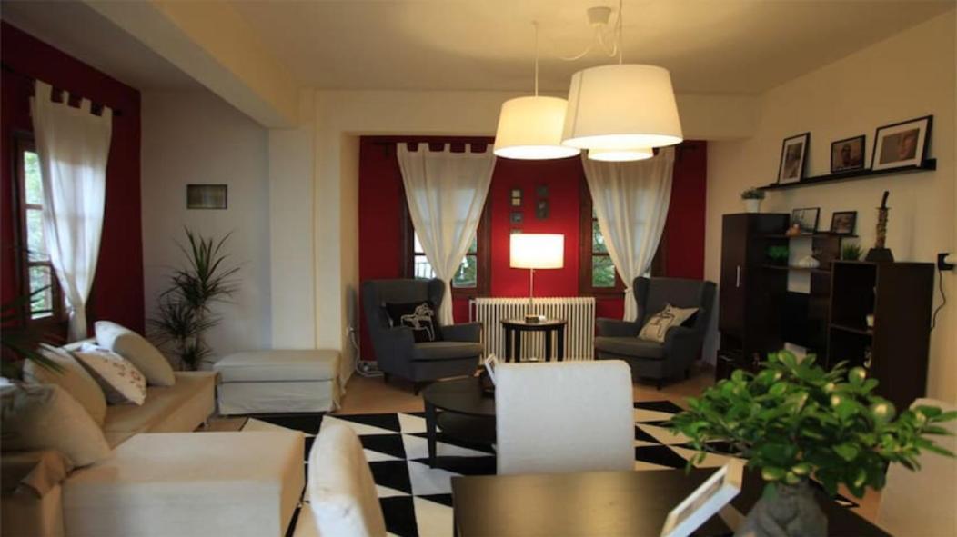 Apartment Panoramic Views Of Center